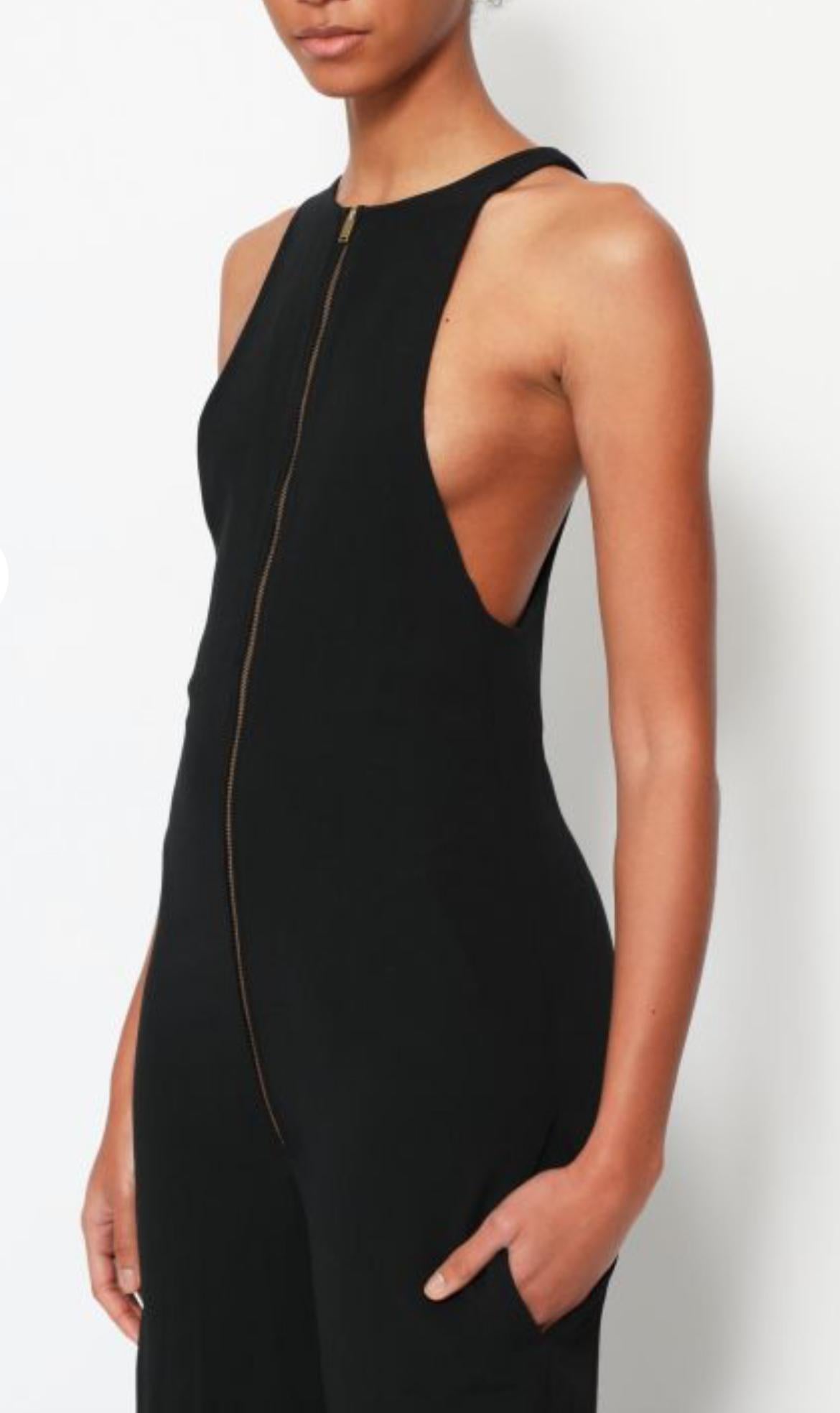 CELINE Phoebe Philo Iconic Passerella P/E 2011  Tuta in crepe nera con zip FR 34 in vendita 2