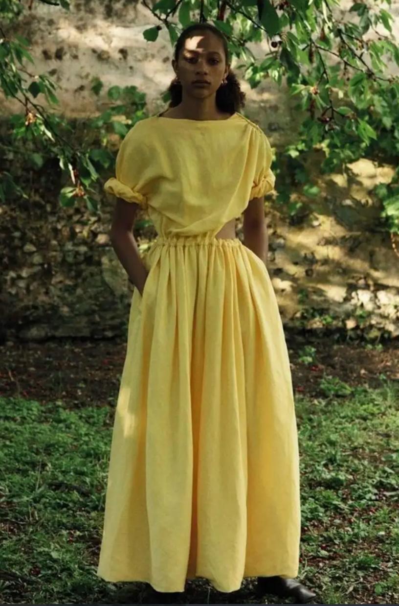 Maxivestido Celine Phoebe Philo Resort 2018 con aberturas en lino amarillo en Bueno estado para la venta en London, GB