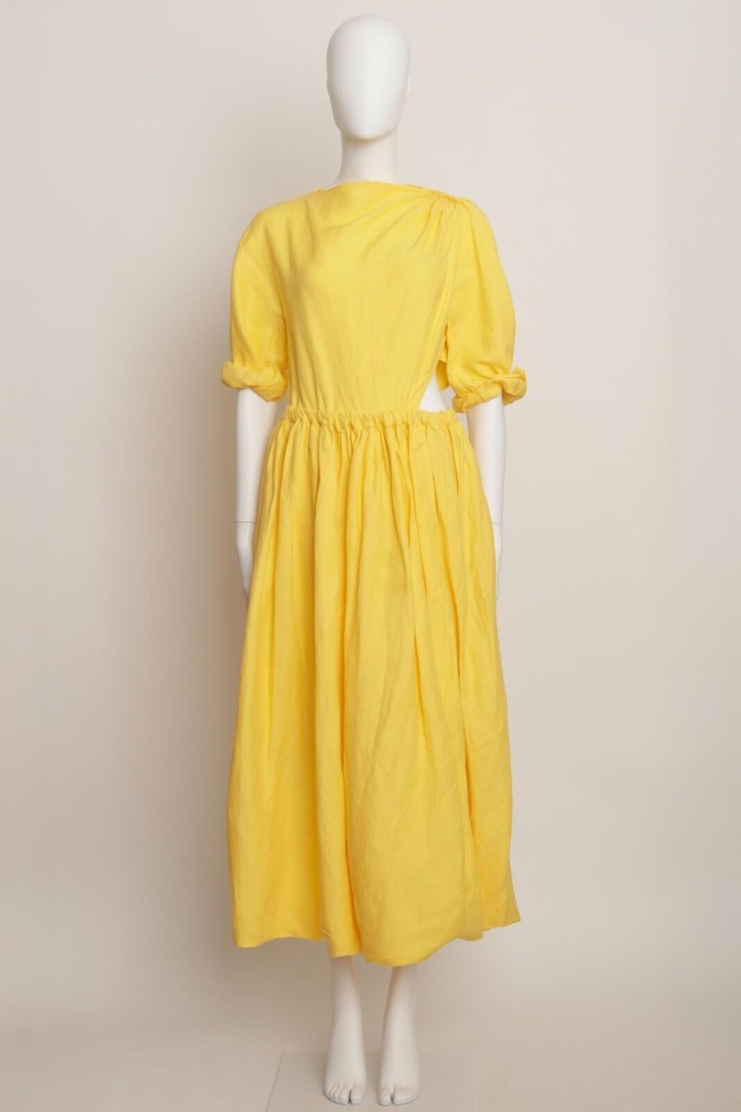 Maxivestido Celine Phoebe Philo Resort 2018 con aberturas en lino amarillo en venta 2