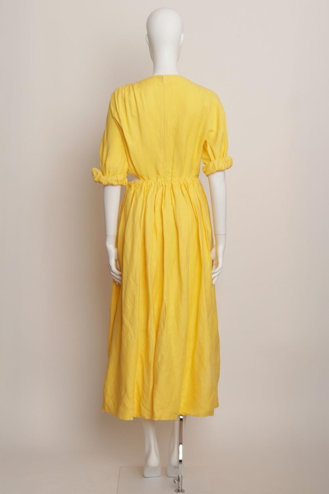 Maxivestido Celine Phoebe Philo Resort 2018 con aberturas en lino amarillo en venta 4