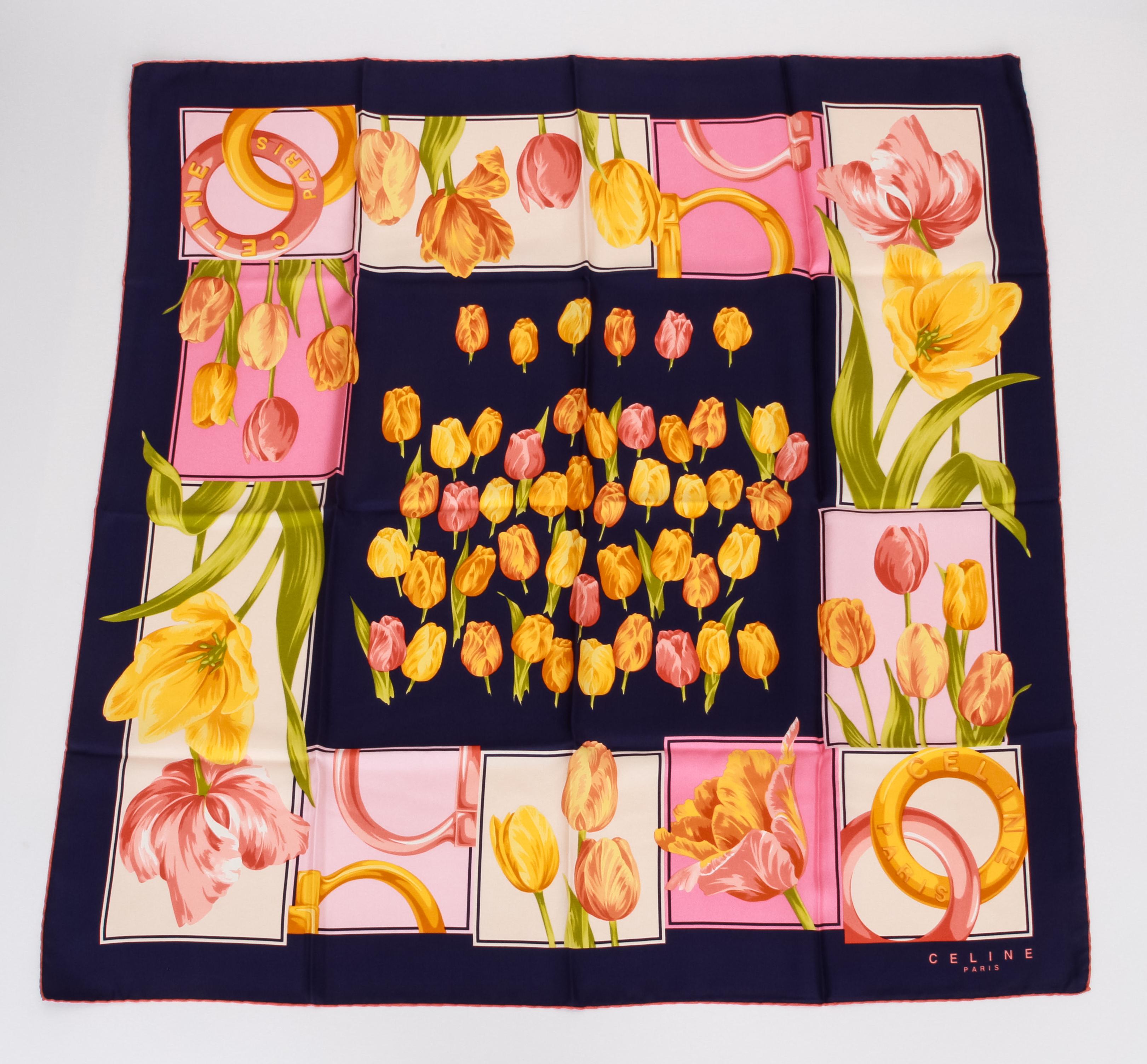Celine excellent condition preowned scarf with tulips design. 100% silk.
35
