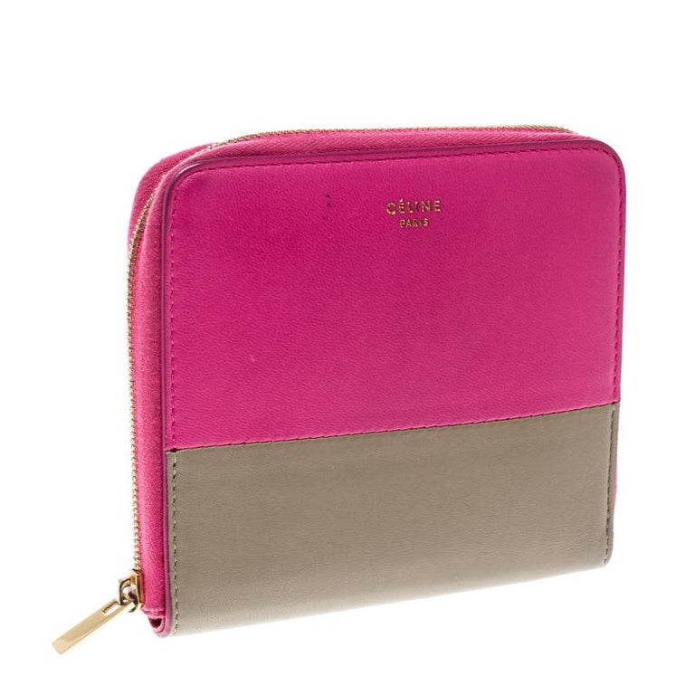 Compact Wallet von Celine aus rosa/beigefarbenem Leder mit Reißverschluss  im Angebot bei 1stDibs