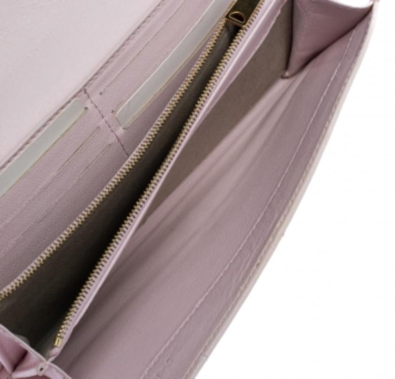 Celine Pink Leather Flap Continental Wallet im Angebot 5
