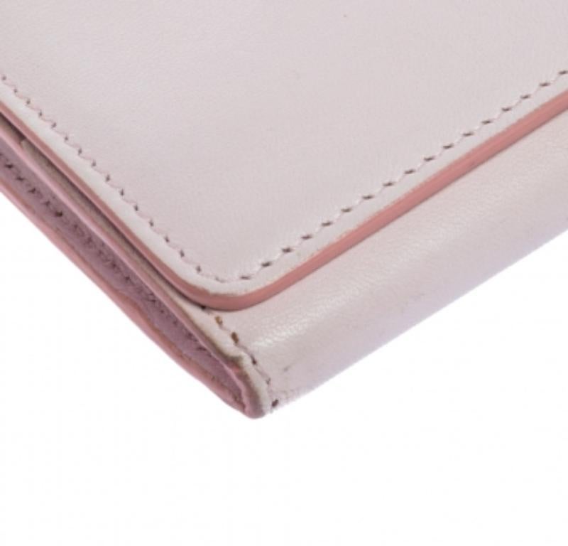 Celine Pink Leather Flap Continental Wallet im Angebot 4