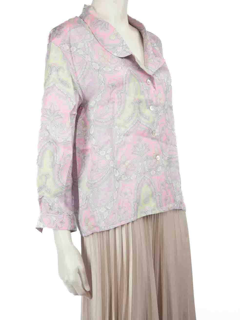 CONDITION is Very good. Hardly any visible wear to shirt is evident on this used Céline designer resale item.
 
 
 
 Details
 
 
 Pink
 
 Silk
 
 Blouse
 
 Floral print
 
 Long sleeves
 
 Button up fastening
 
 Buttoned cuffs
 
 
 
 
 
 Made in