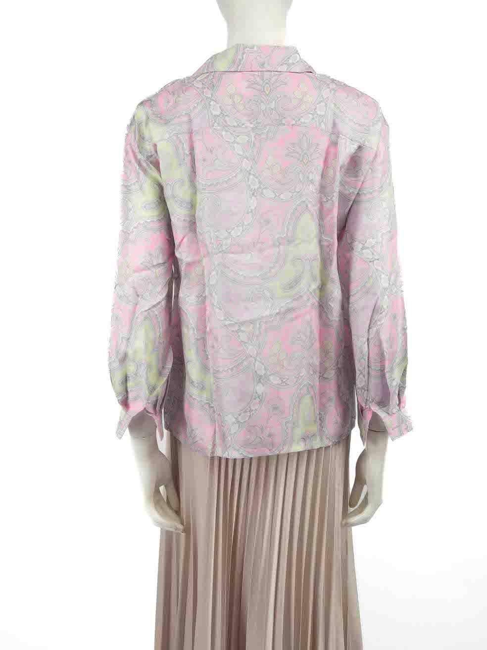 Céline Pink Silk Floral Print Button-Up Shirt Size M In Good Condition For Sale In London, GB