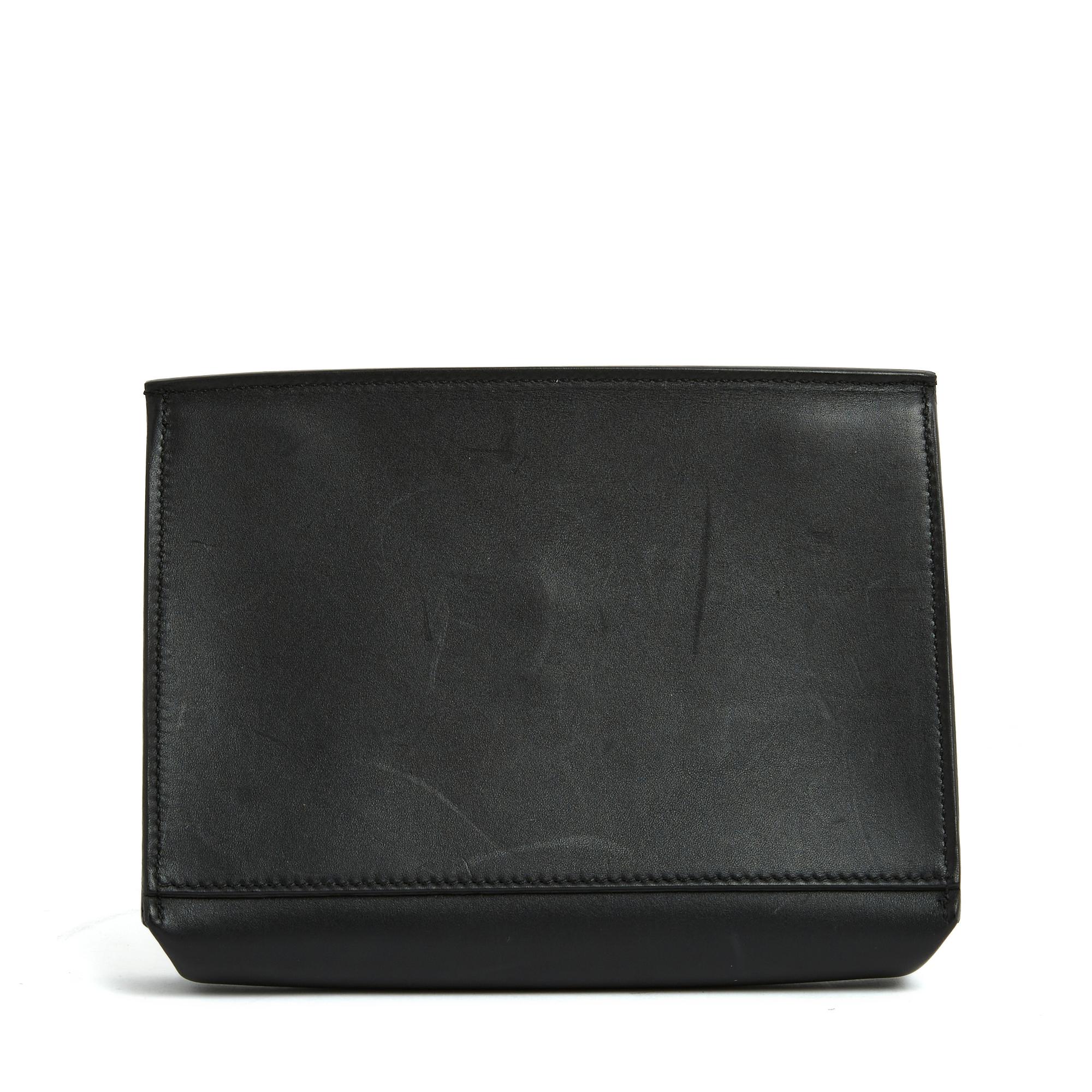 Céline Pochette Cuir Noir Phoebe Philo Black Smooth Leather Clutch Bag Celine Bon état - En vente à PARIS, FR