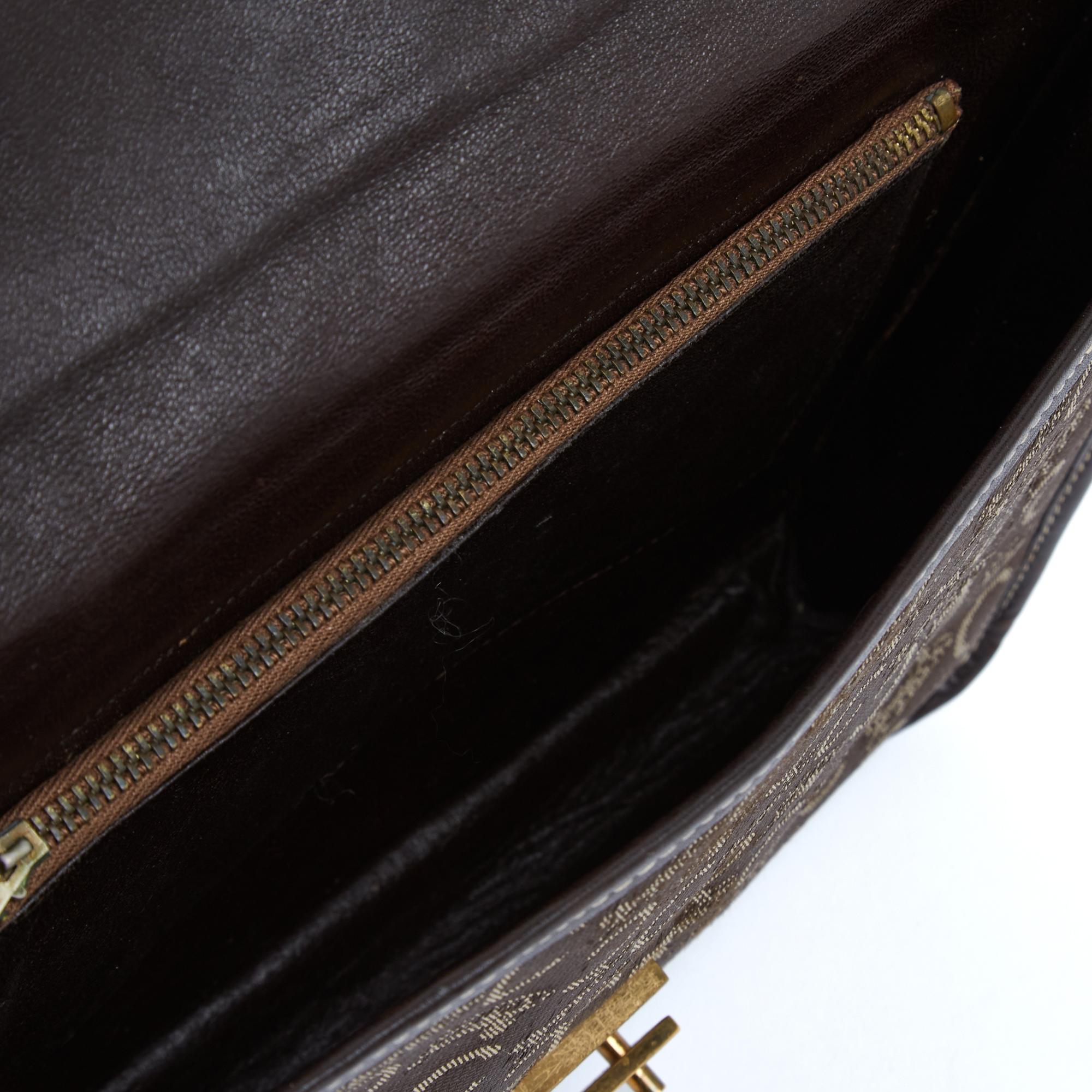 Céline Pochette Enveloppe Calèche 1985s Brown Monogram Canvas Clutch Celine For Sale 3