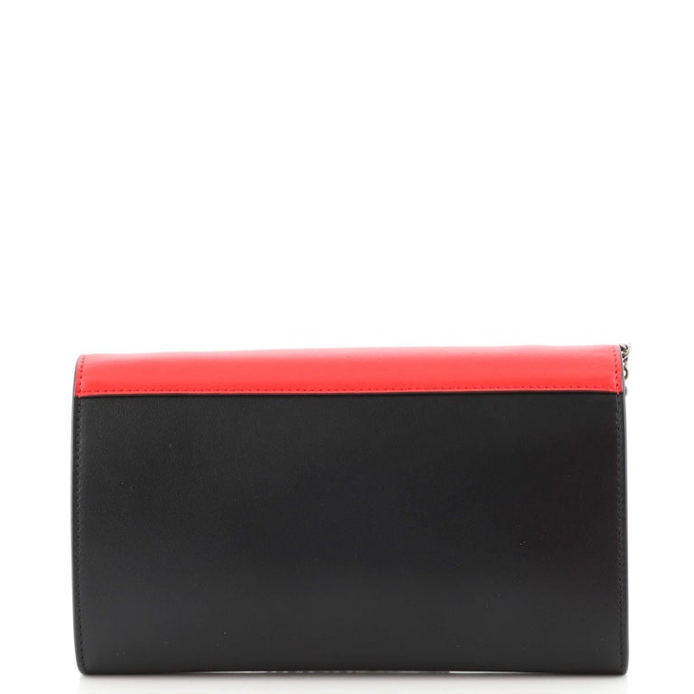 Celine Pocket Envelope Wallet on Chain Leather Medium For Sale at 1stDibs