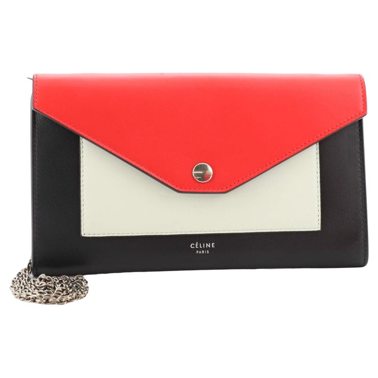 Celine Pocket Envelope Wallet on Chain Leather Medium For Sale at 1stDibs