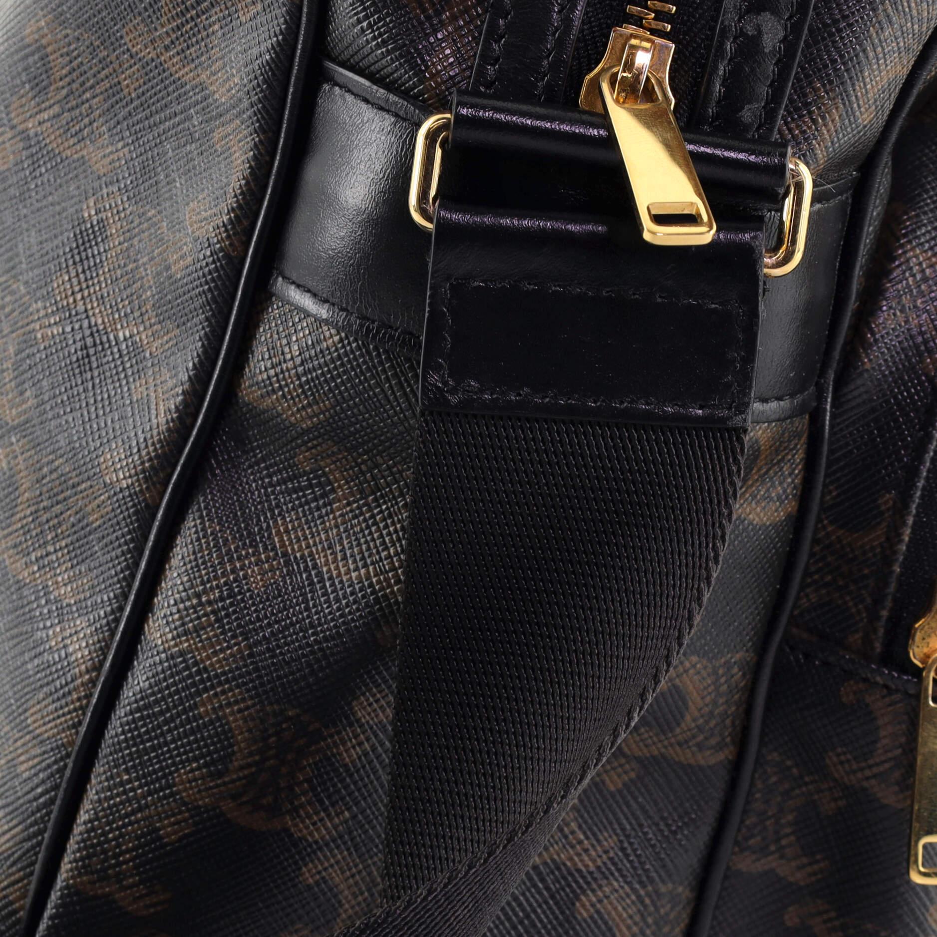 Celine Pocket Messenger Bag Triomphe aus beschichtetem Segeltuch 3