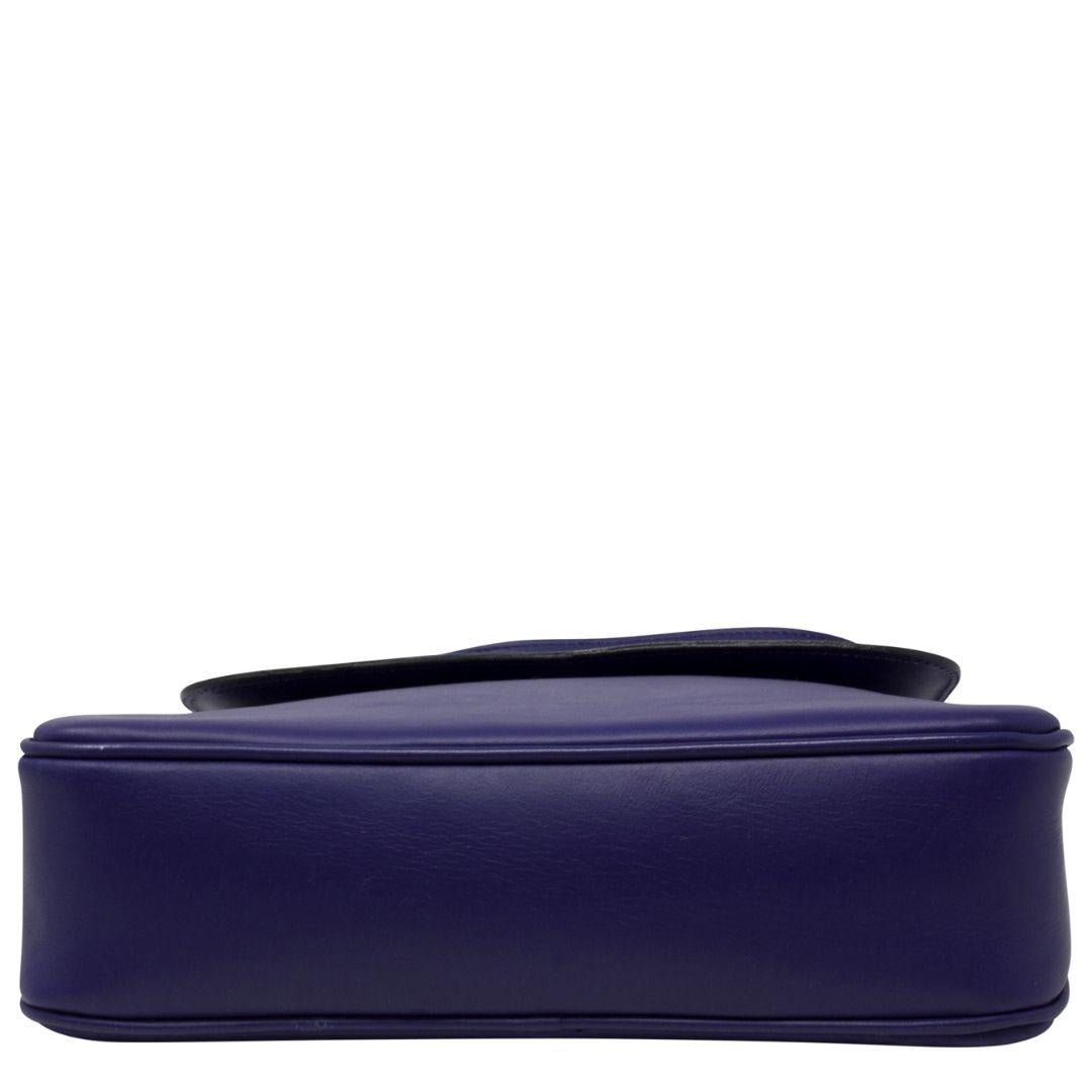 Women's or Men's Celine Purple Leather Logo Plate Shoulder Bag For Sale