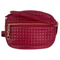 Bolso Crossbody C Cine acolchado de piel de becerro mediano C Charm rojo