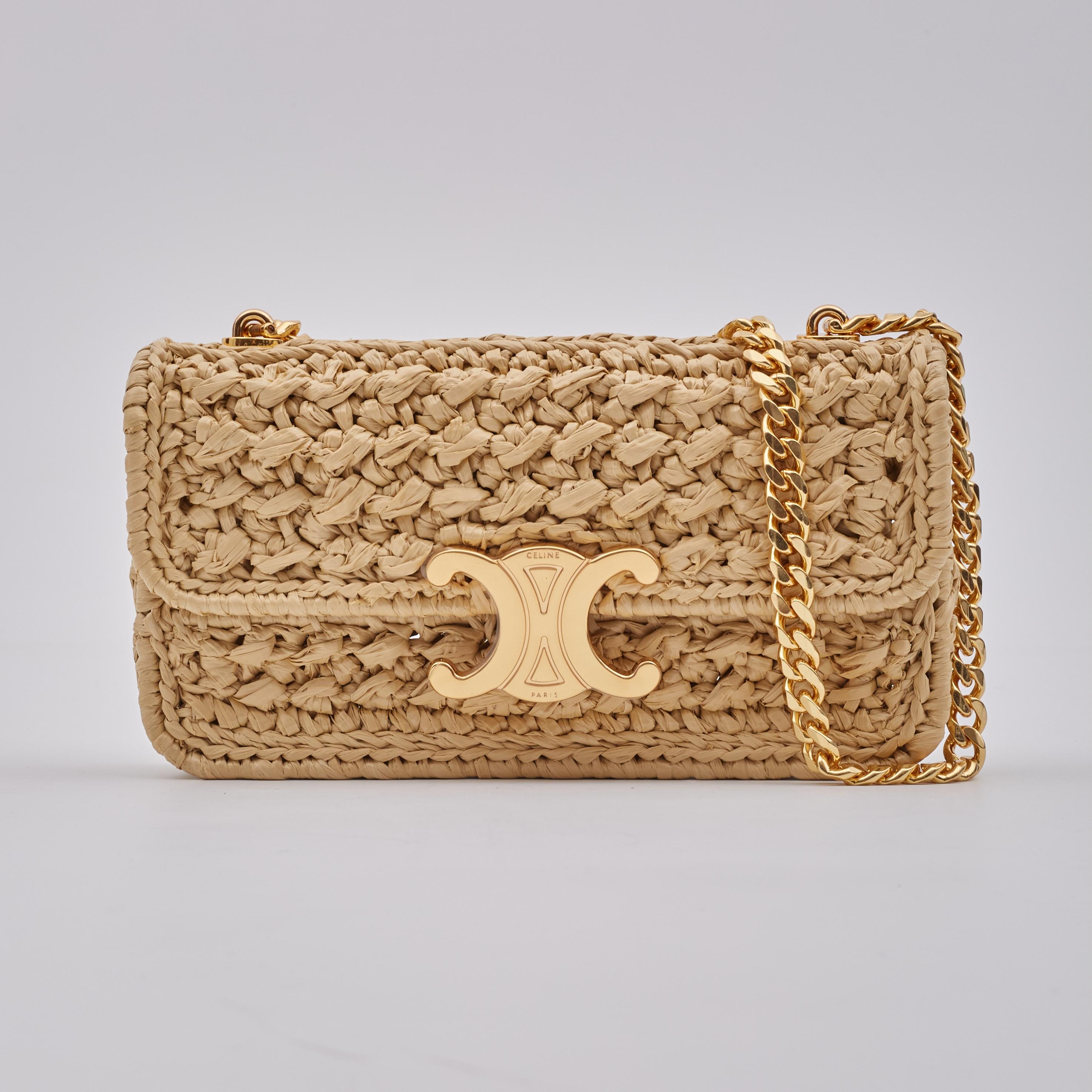 Celine Raffia Chain Triomphe Natural Resort Shoulder Bag In Excellent Condition For Sale In Montreal, Quebec