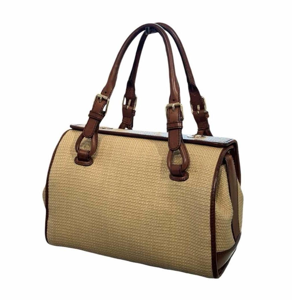 Celine Raffia Leather Detailed Beige Boston 30 Handbag In Good Condition For Sale In Montreal, Quebec