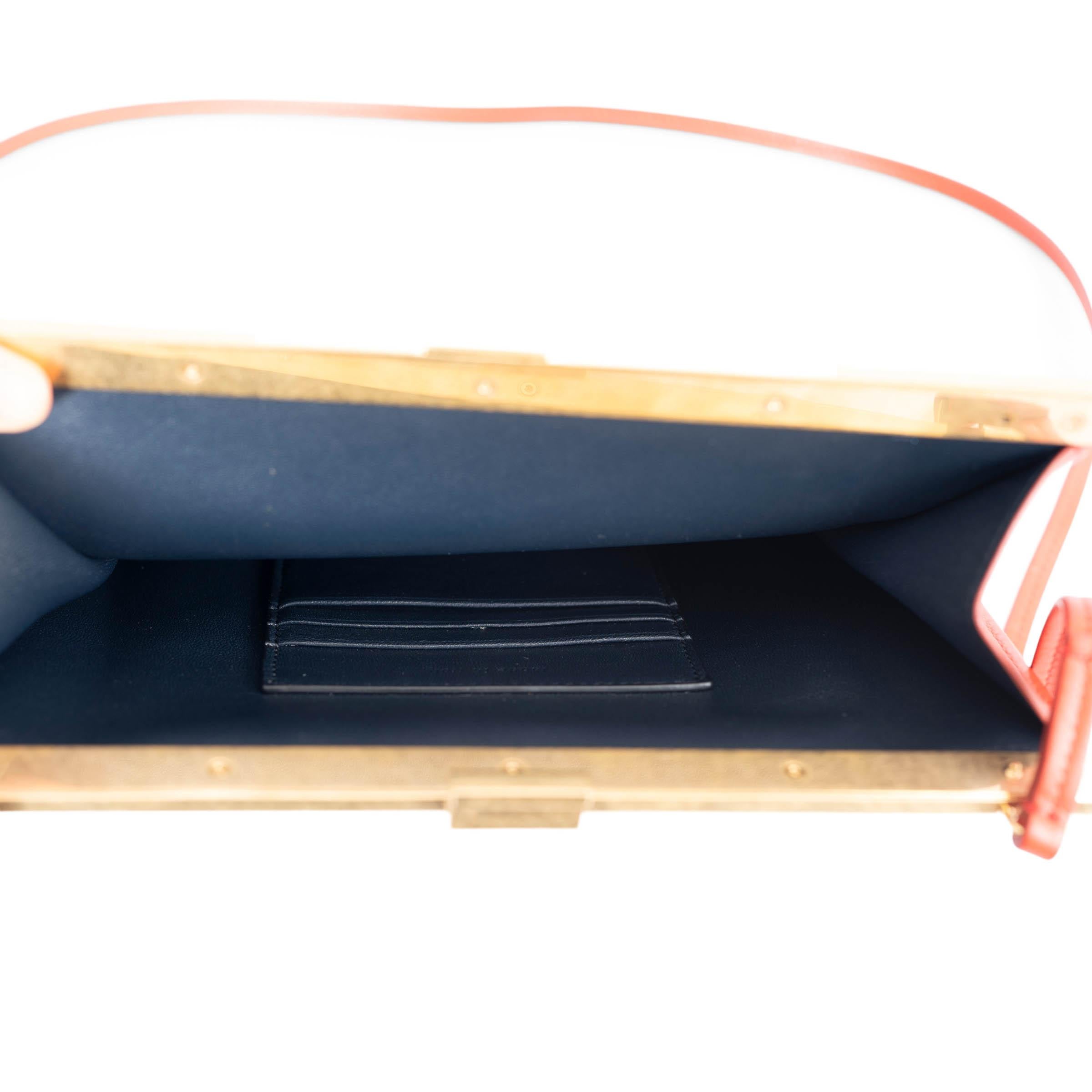 CELINE red leather 2017 CLASP MINI Shoulder Bag In Excellent Condition For Sale In Zürich, CH