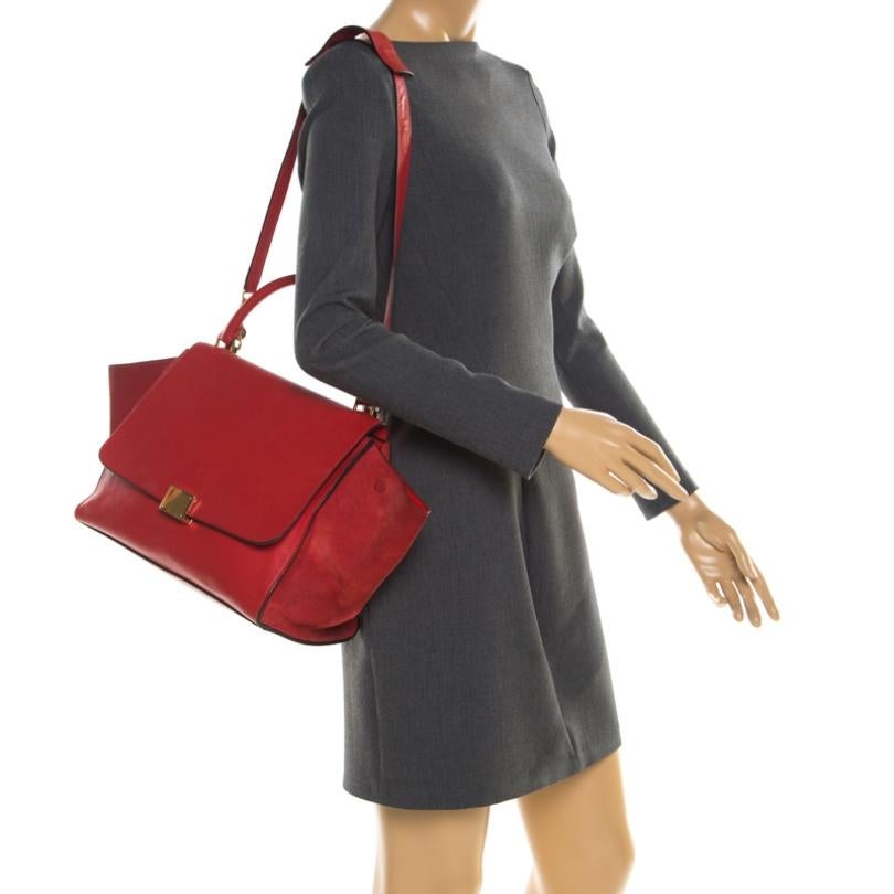Celine Red Leather and Suede Medium Trapeze Top Handle Bag In Good Condition In Dubai, Al Qouz 2