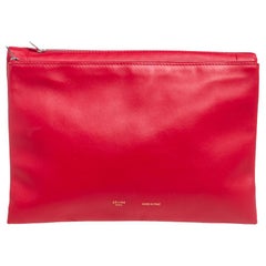 Rote Leder-Roll-Clutch von Celine