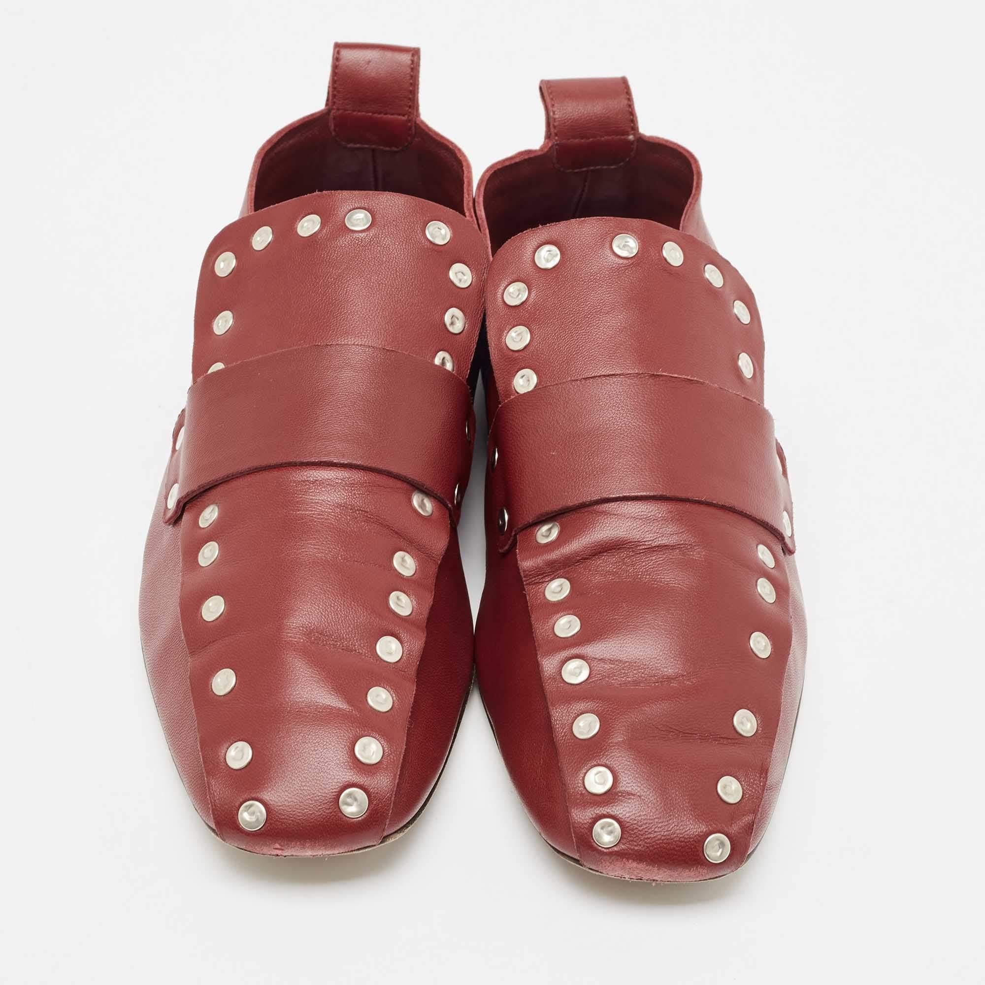 Celine Red Leather Slip On Loafers Size 38 In Good Condition In Dubai, Al Qouz 2