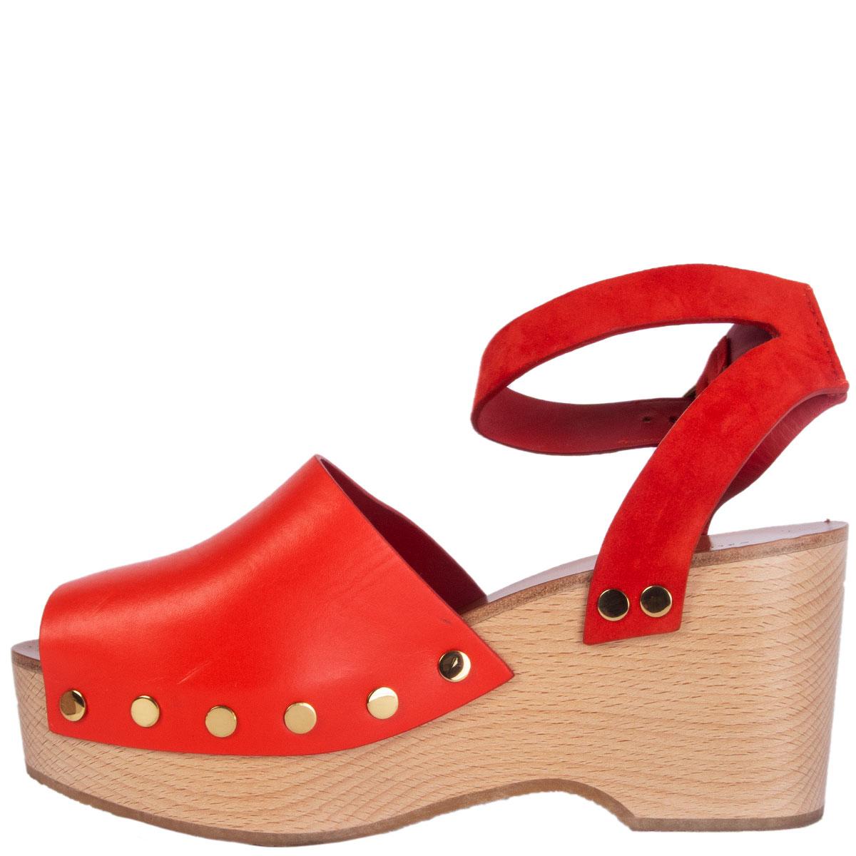 red clog sandals