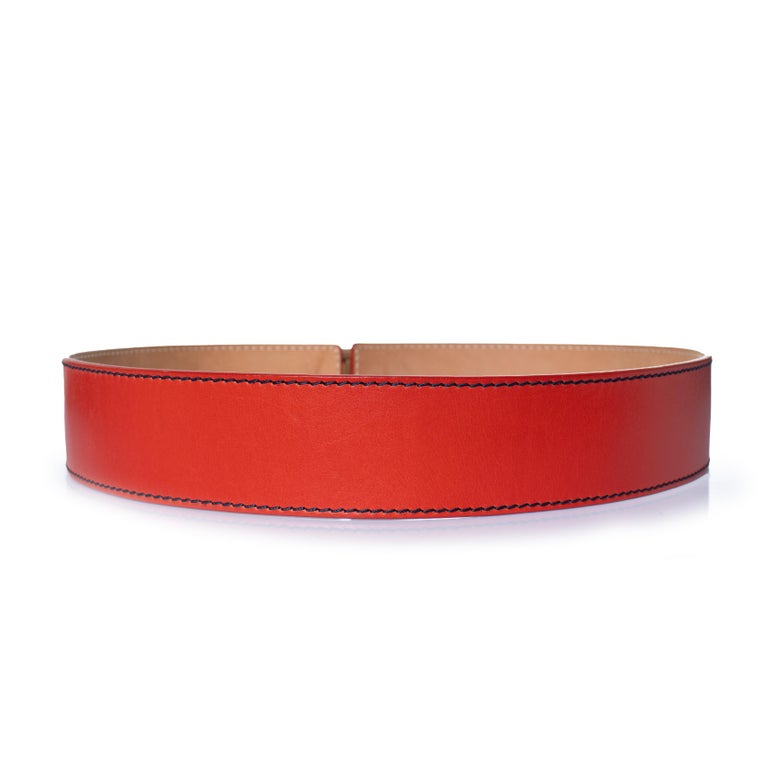 Celine, red leather waist belt For Sale at 1stDibs display picture 1