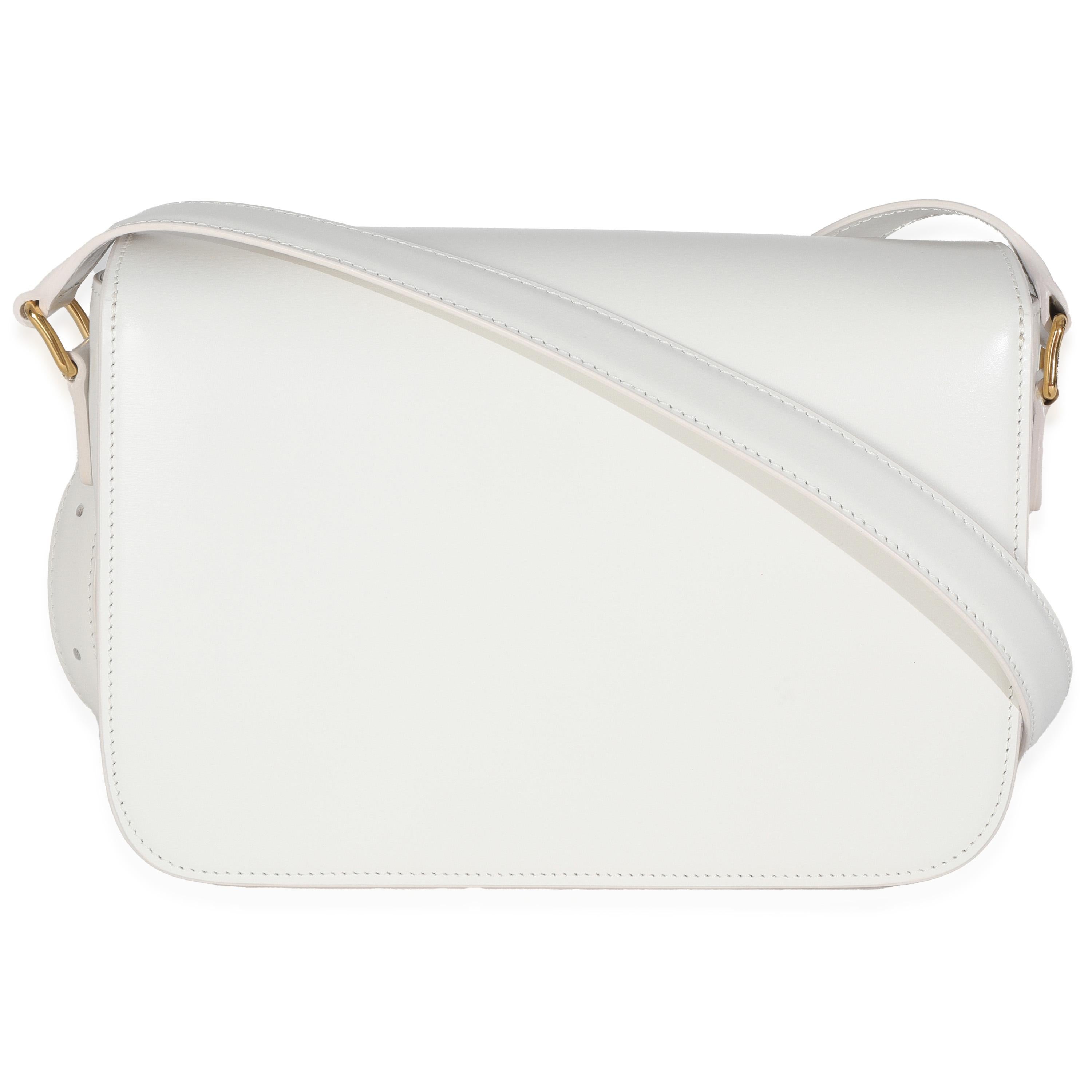 Titolo dell'elenco: Borsa Classique Triomphe in vitello lucido Celine Rice
SKU: 147206
MSRP: 4250.00 USD
Condizioni: Usato 
Condizioni della borsa: Perfetta
Commenti sulle condizioni: L'articolo non presenta segni di usura.  Vendita finale.
Marchio: