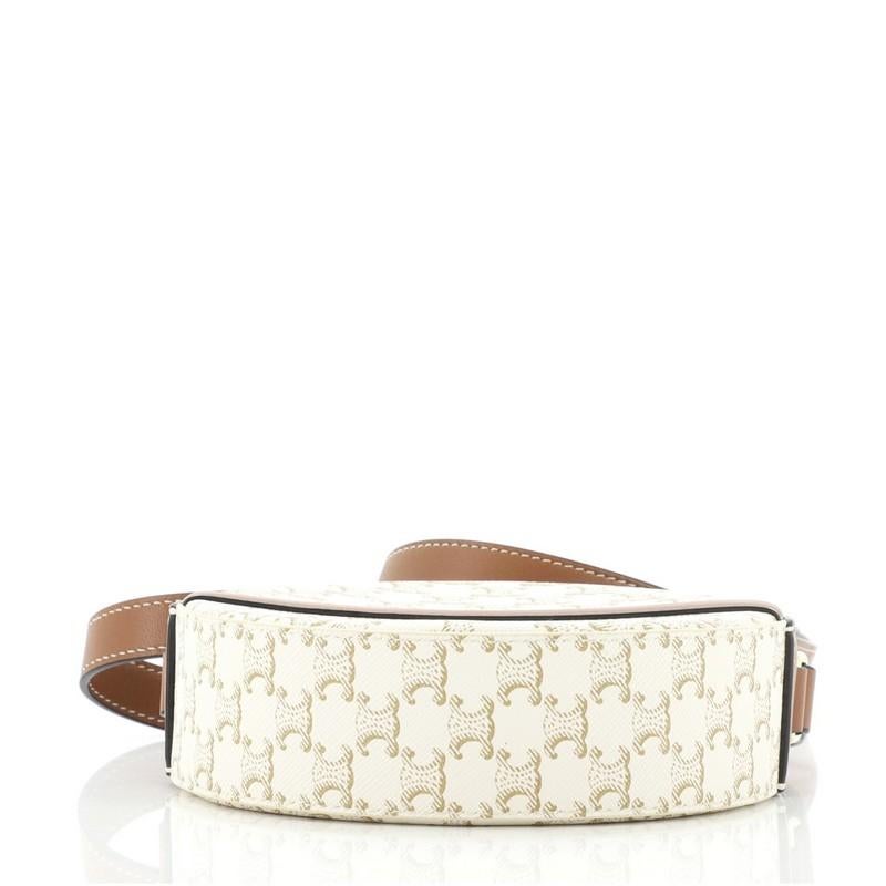 Celine Round Purse on Strap Triomphe Beschichtetes Segeltuch für Damen oder Herren