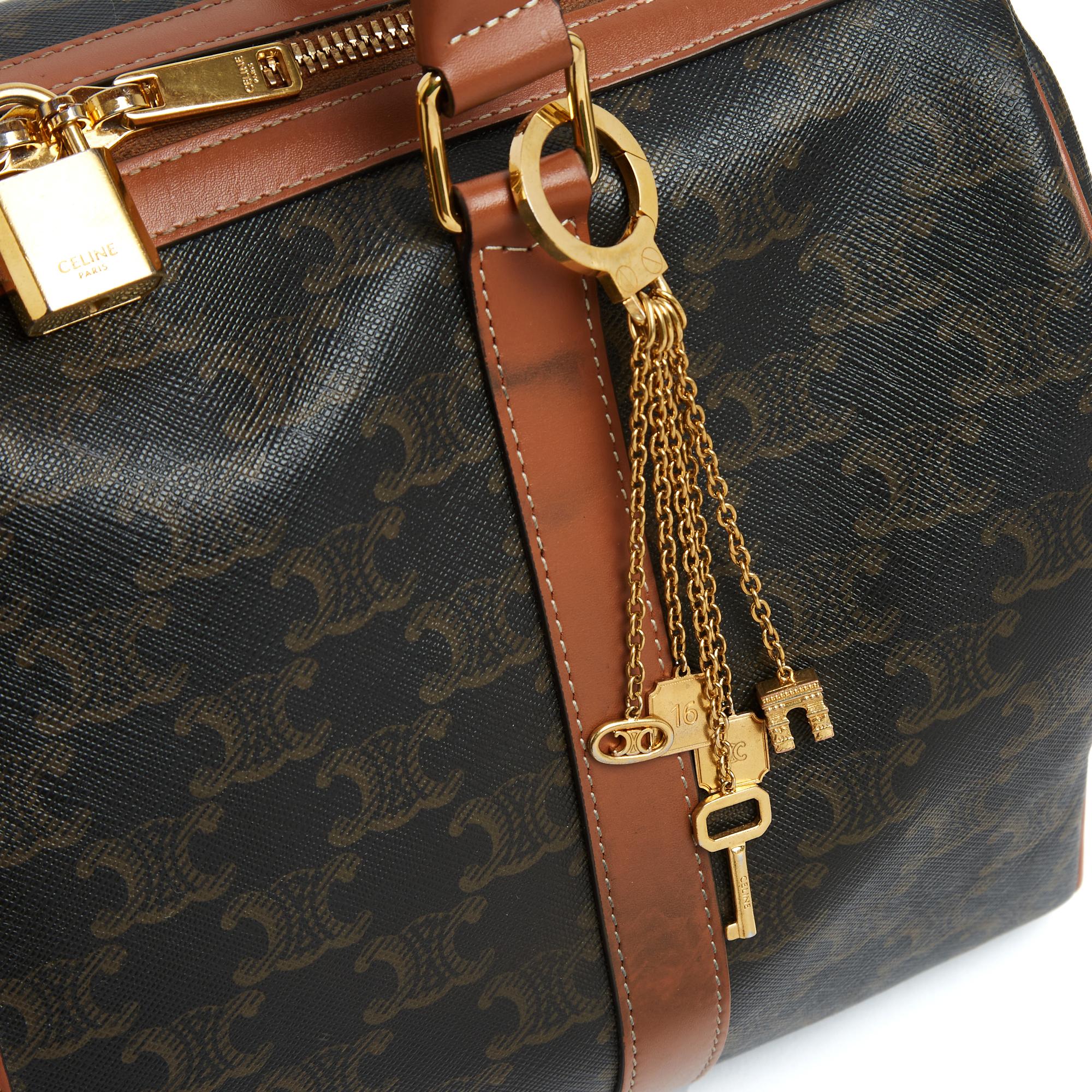 Celine Sac Main GM Charms 2025 Boston Triomphe Toile Hand Bag Strap Céline Excellent état - En vente à PARIS, FR