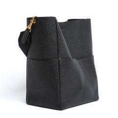 Sac Celine Sangle Black Bucket Bag de Phoebe Philo