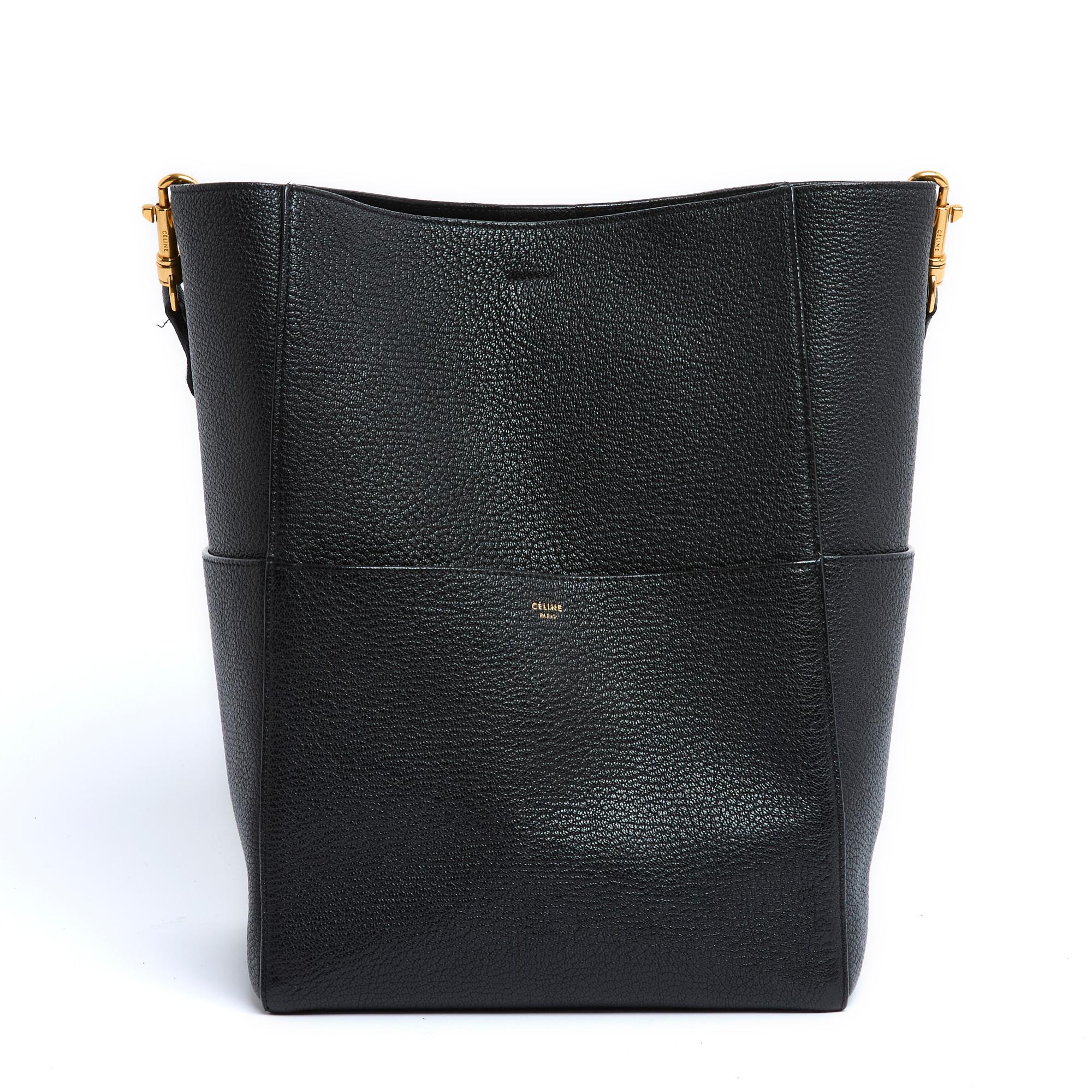 Celine Sac Seau Sangle Black Bucket Bag by Phoebe Philo In Excellent Condition In PARIS, FR