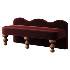 Banc festonné "Celine" en velours de coton bourgogne par Christiane Lemieux