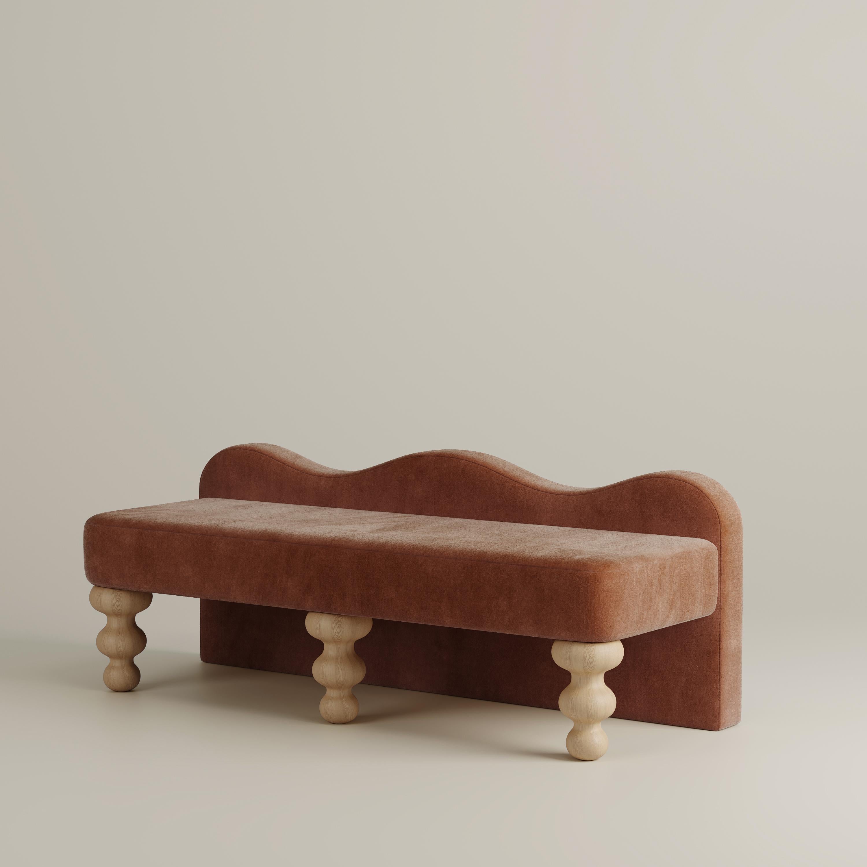 Banc festonné « Celine » en faux mohair sarcelle profond de Christiane Lemieux en vente 6