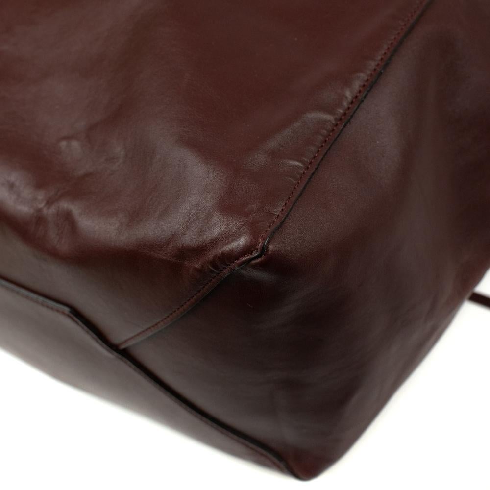 CÉLINE Shoulder bag in Burgundy Leather 7