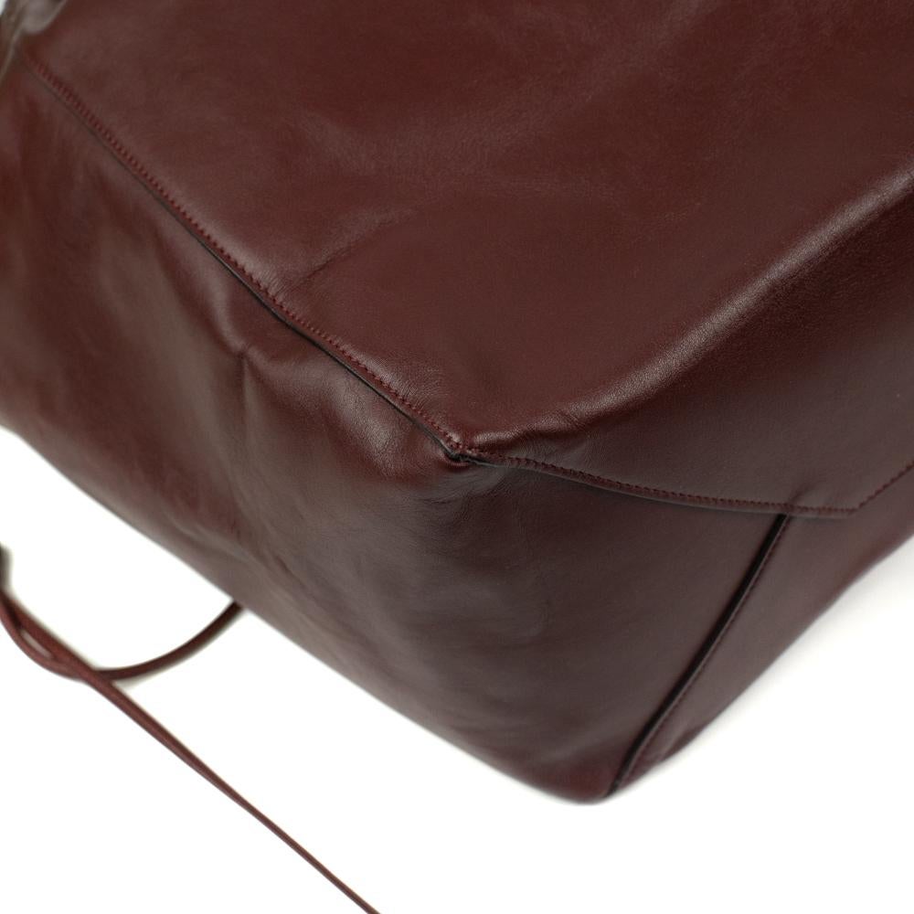 CÉLINE Shoulder bag in Burgundy Leather 4