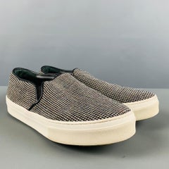 CELINE Größe 7 Schwarz Weiße strukturierte Slip On Turnschuhe mit Stoffbezug