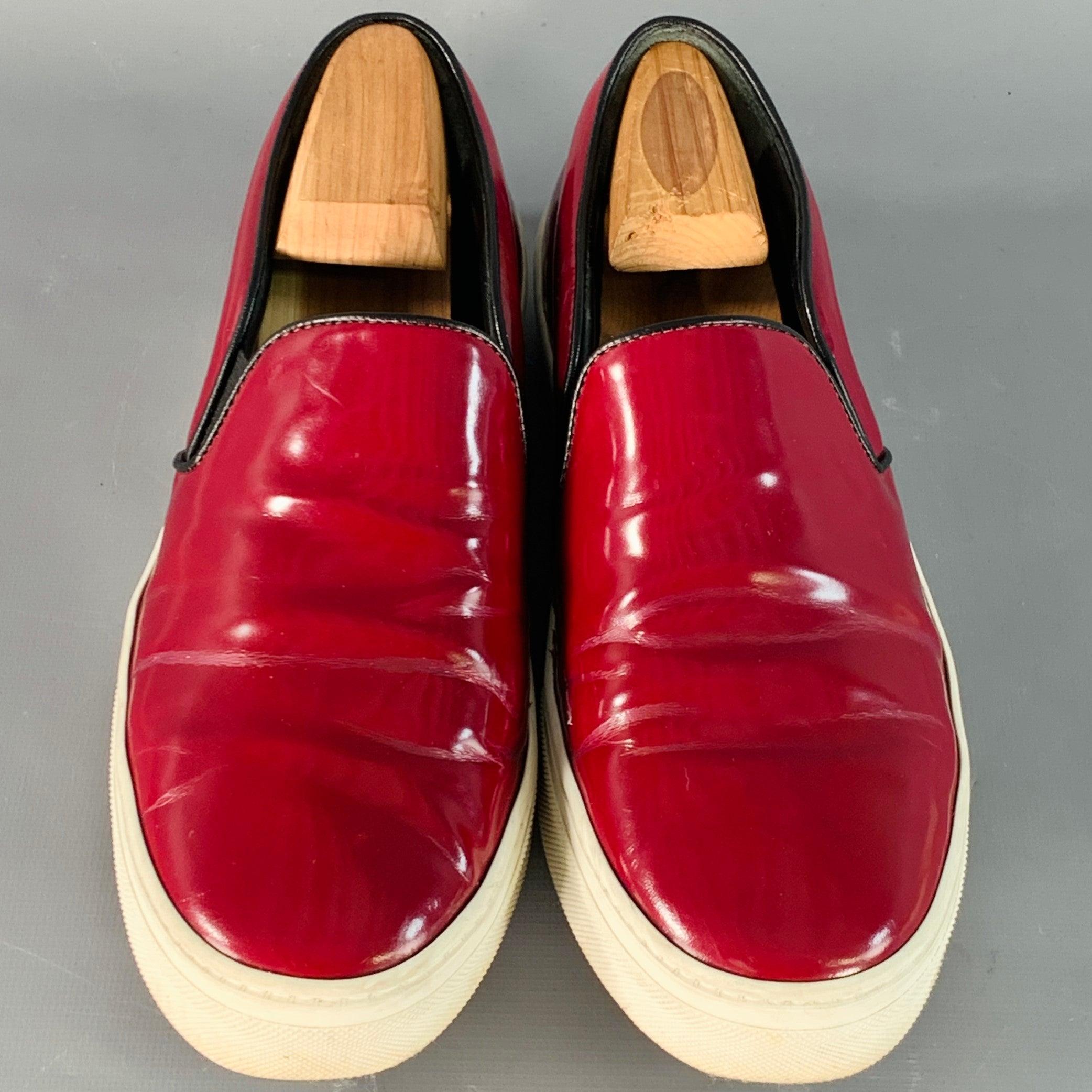 CELINE Talla 8.5 Borgoña Blanco Charol Slip On Sneakers en Bueno estado para la venta en San Francisco, CA