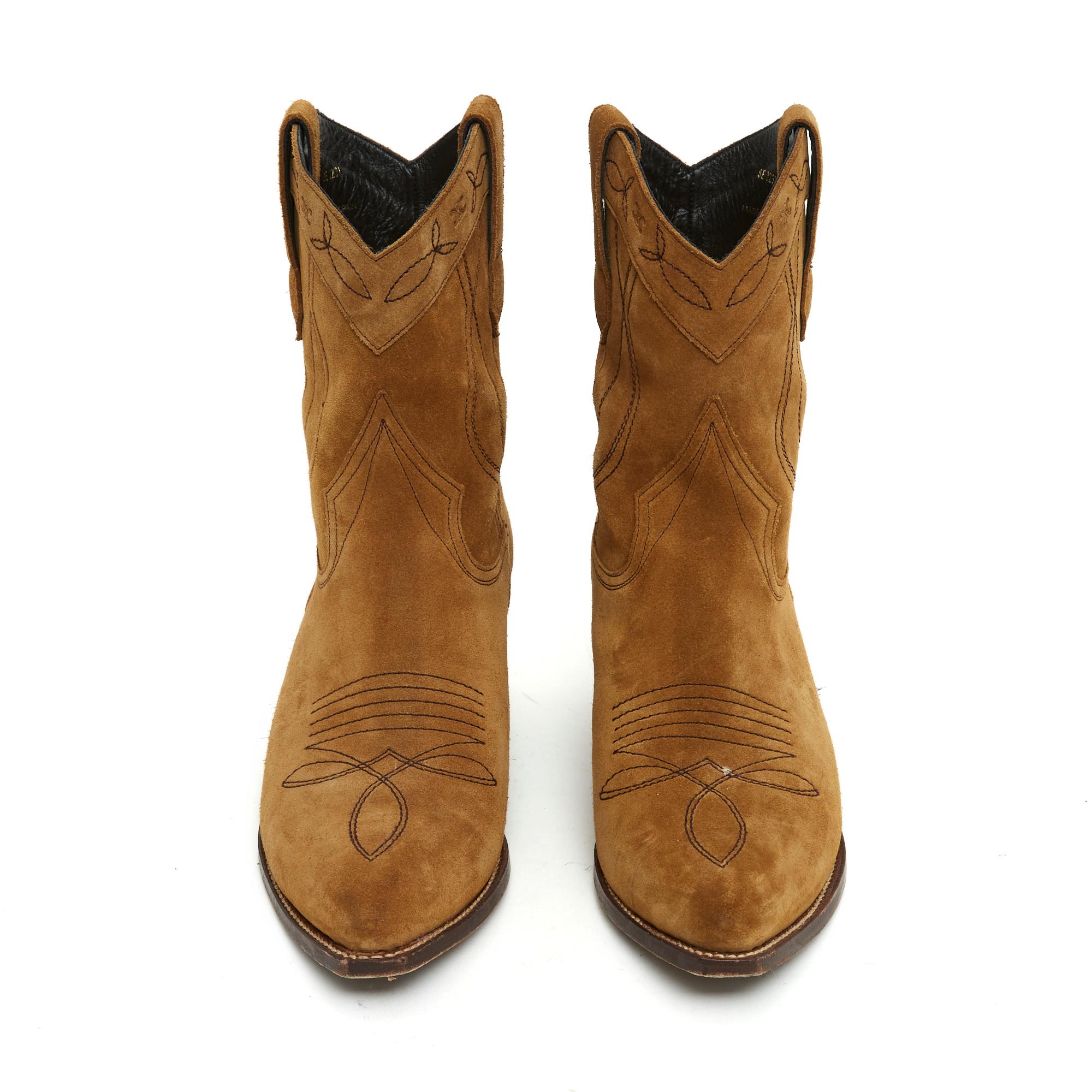 Marron Celine 2021 Boots FR41 Gold Suede Low Tiag Boots UK7 US9.5 Céline en vente
