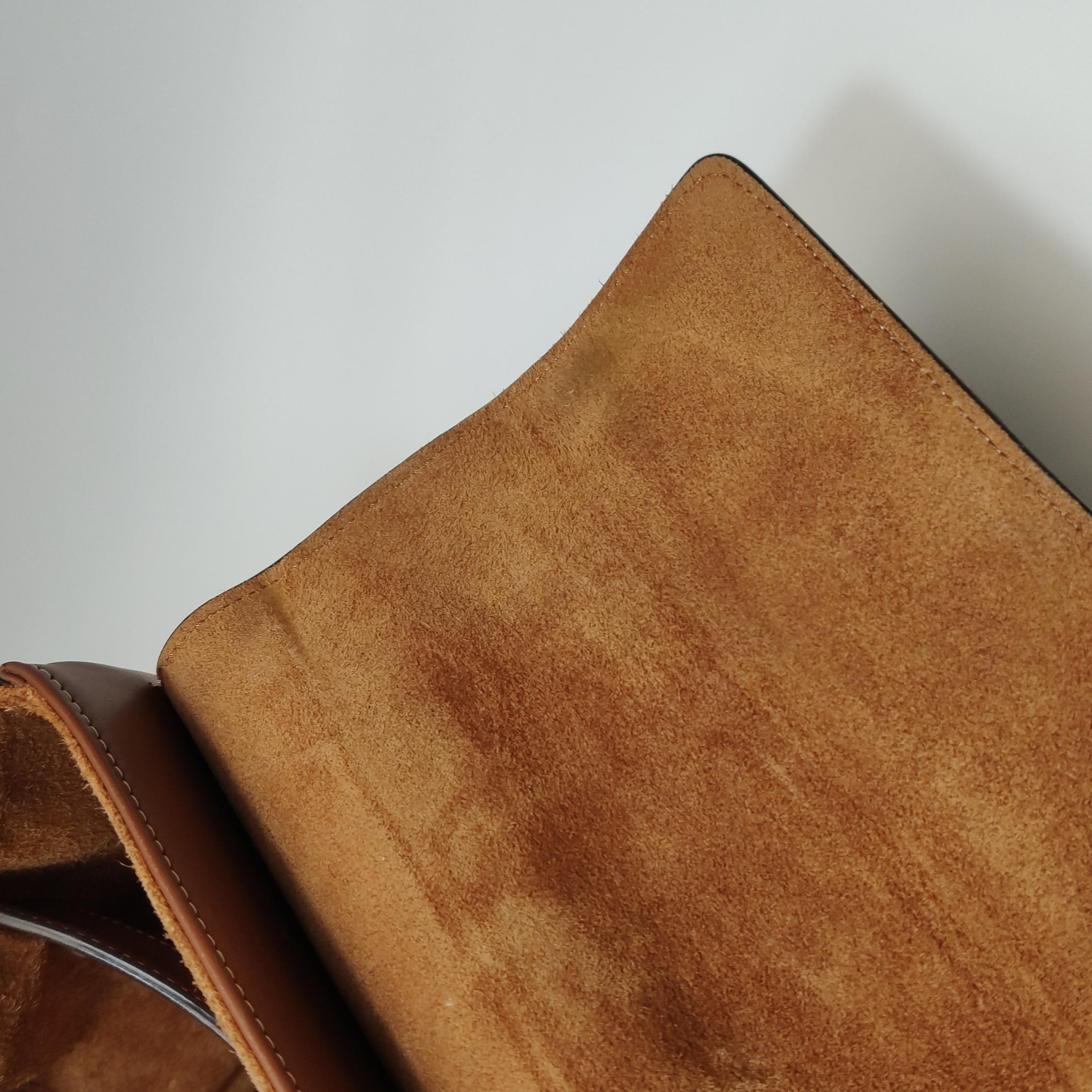 Celine Soft 16 Borsa Caramel Natural Tan Pelle di Vitello Liscia in vendita 5