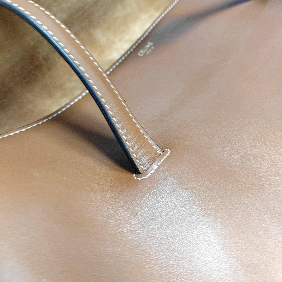 Celine Soft 16 Borsa Caramel Natural Tan Pelle di Vitello Liscia in vendita 6
