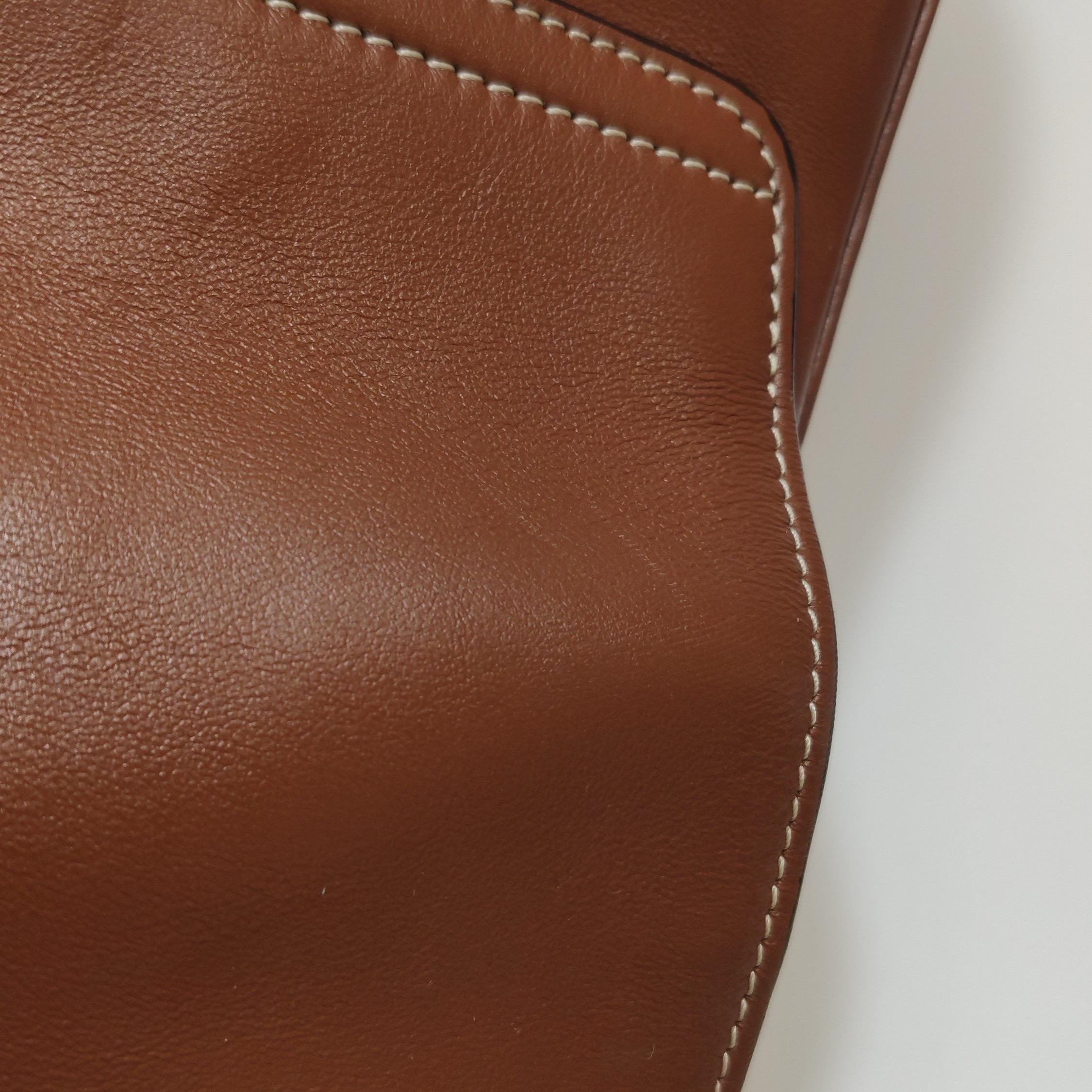 Celine Soft 16 Borsa Caramel Natural Tan Pelle di Vitello Liscia in vendita 8