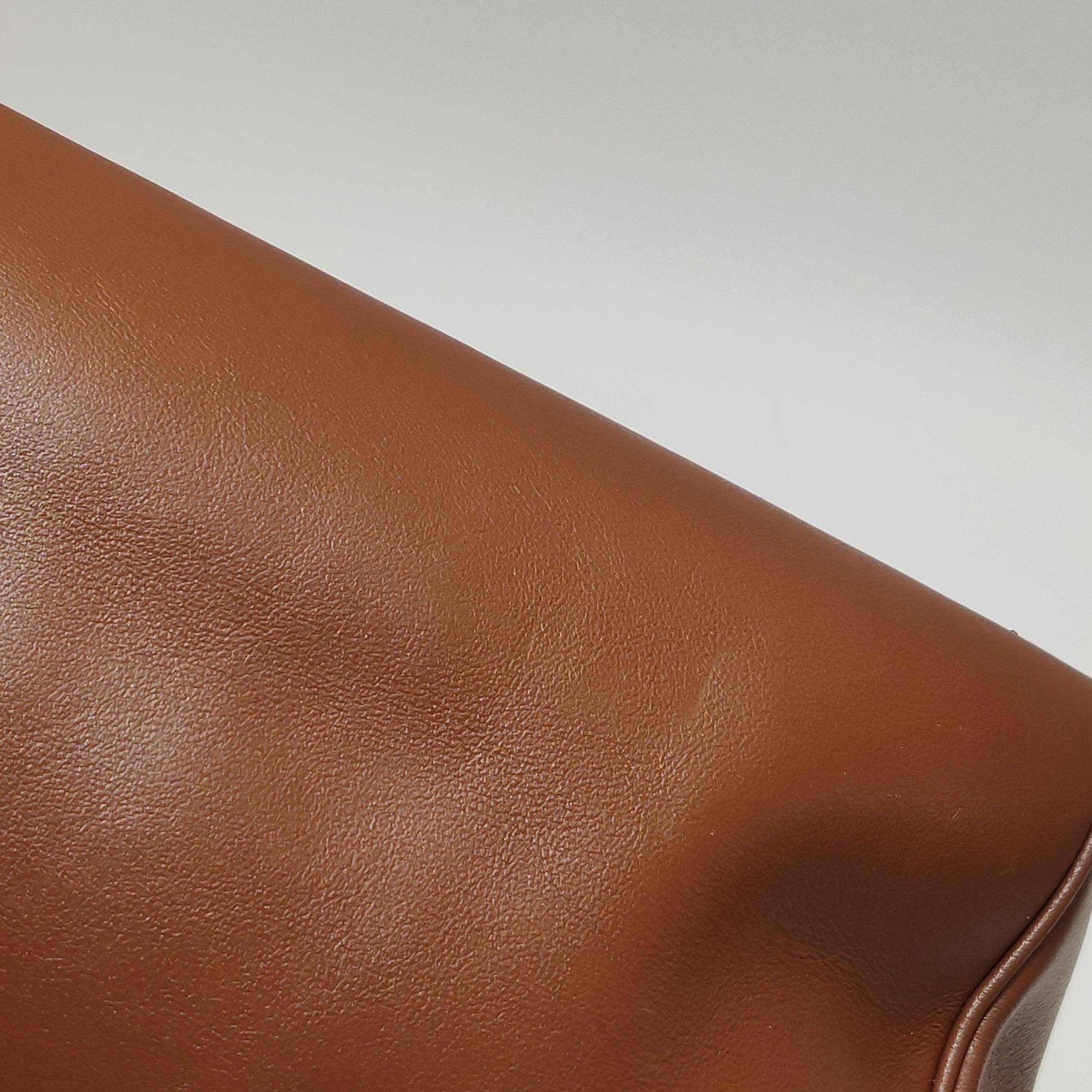 Celine Soft 16 Borsa Caramel Natural Tan Pelle di Vitello Liscia in vendita 9