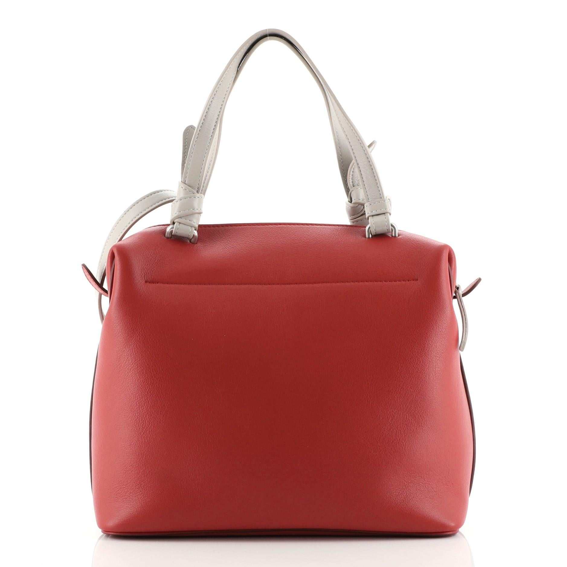 Handtasche aus Leder von Celine Soft Cube im Zustand „Gut“ in NY, NY