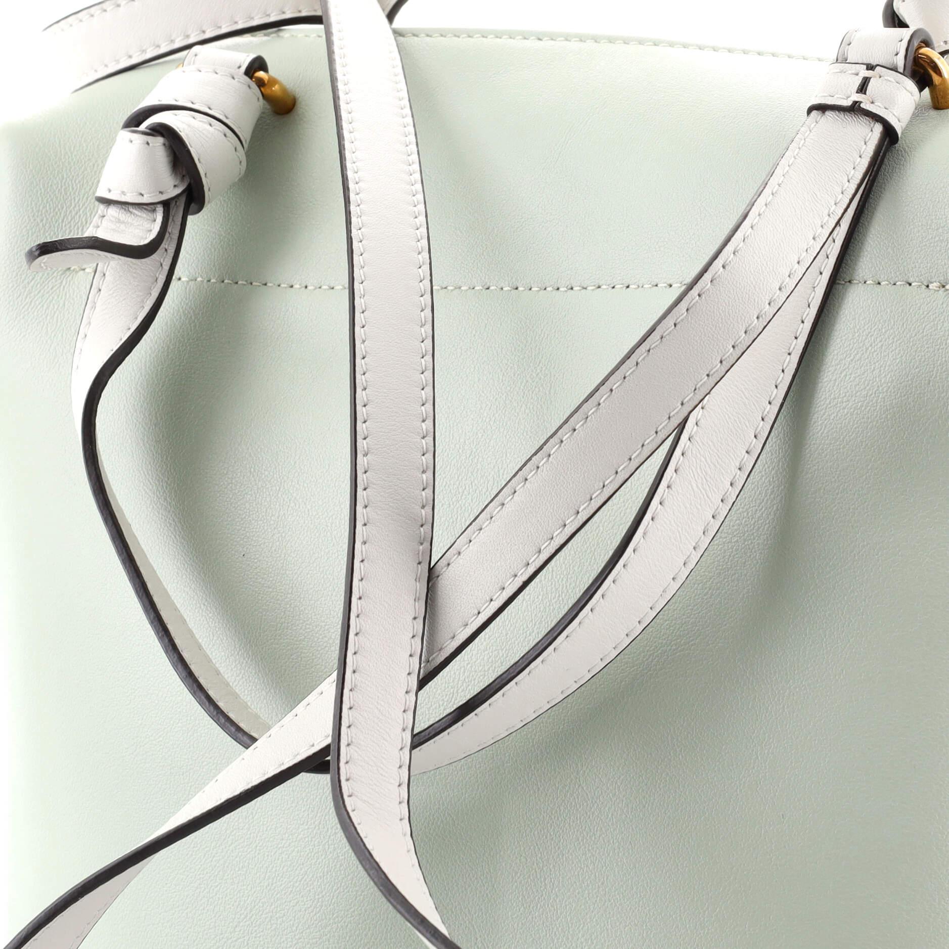 Ledertasche in zartem Würfelform von Celine Klein 2