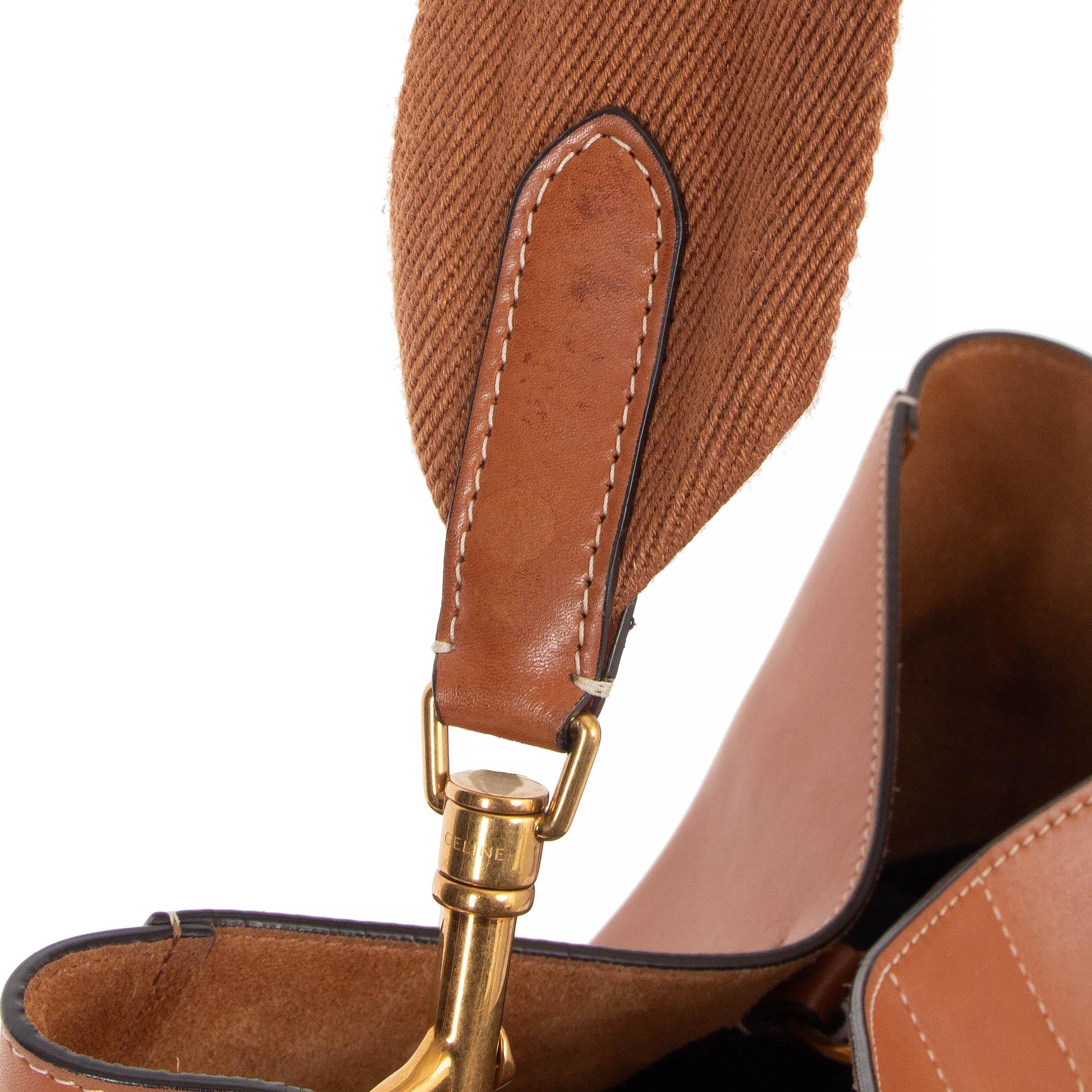 CELINE tan brown leather SANGLE LARGE Bucket Shoulder Bag For Sale 1