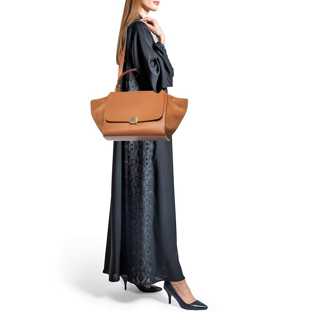 Celine Tan Leather and Suede Medium Trapeze Bag In Good Condition In Dubai, Al Qouz 2