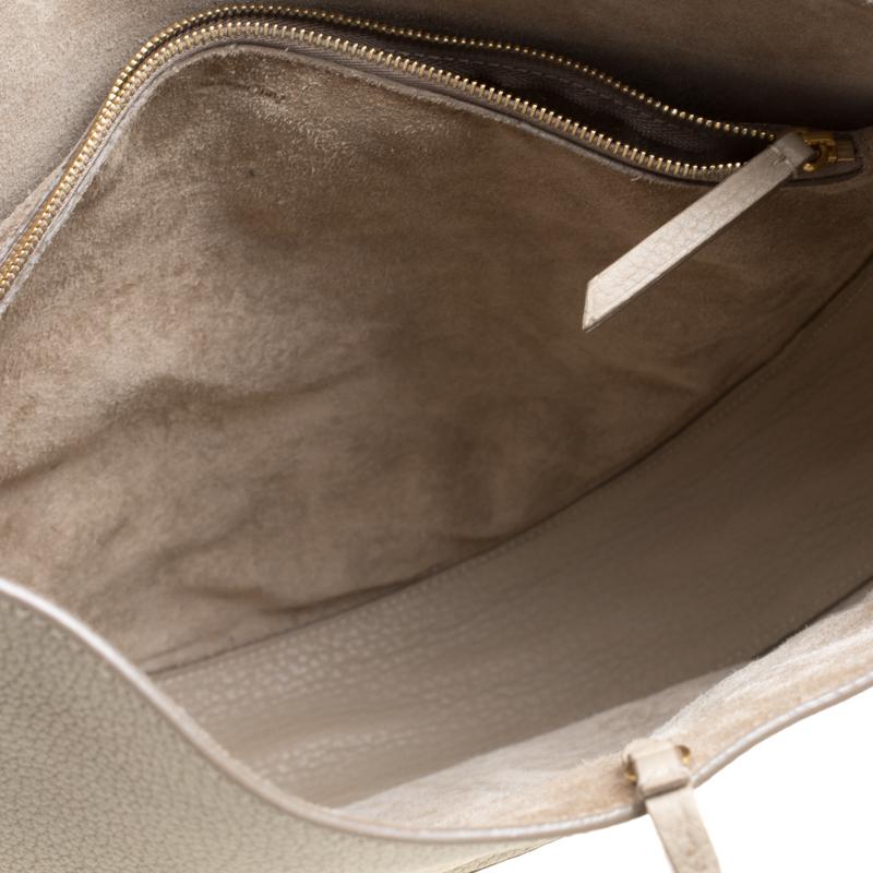 Celine Taupe Leather Medium Seashell Hobo In Good Condition In Dubai, Al Qouz 2