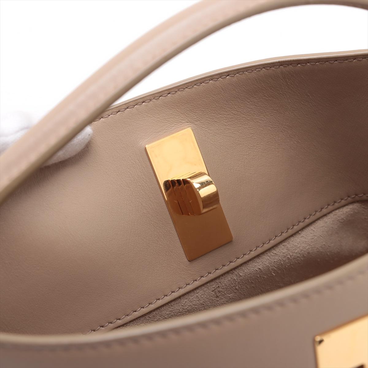Celine Teen Bucket 16 Bucket Shoulder Bag Beige * PREORDER * en vente 8