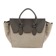 Celine Tie Knot Fourre-tout Nubuck embossé en crocodile petit modèle