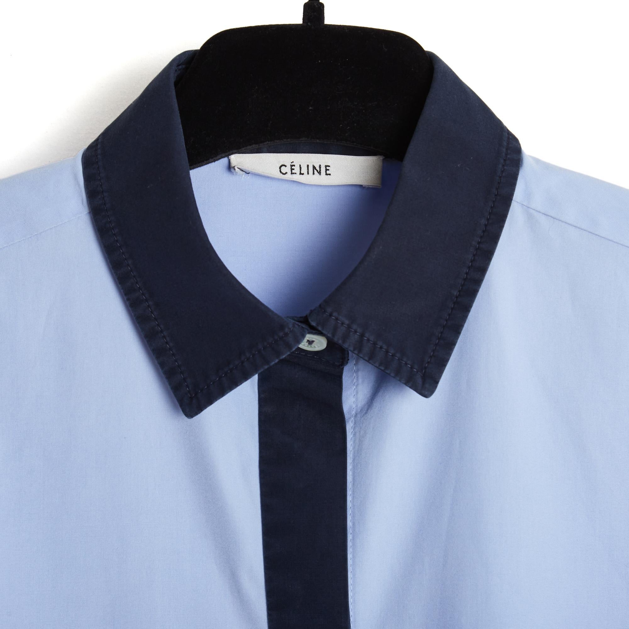 Top Céline by Phoebe Philo light blue cotton shirt, contrasting navy collar and hidden buttonhole, straight cut, 