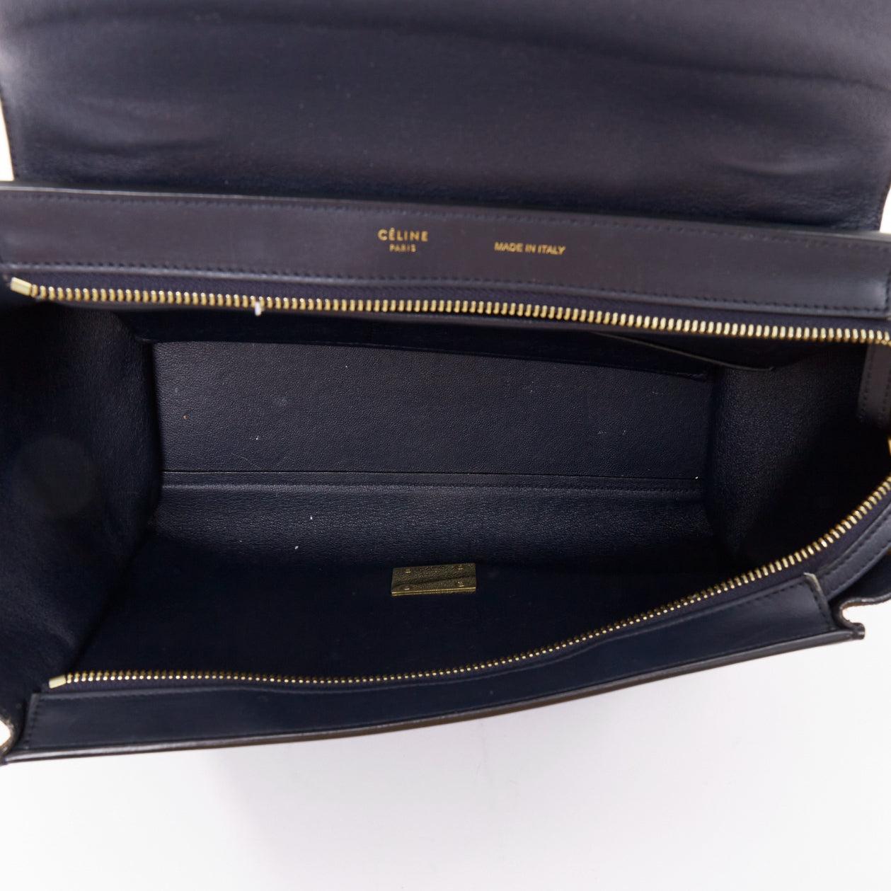 CELINE Trapeze beige scaled leather flap navy brown gold hardware bag For Sale 5